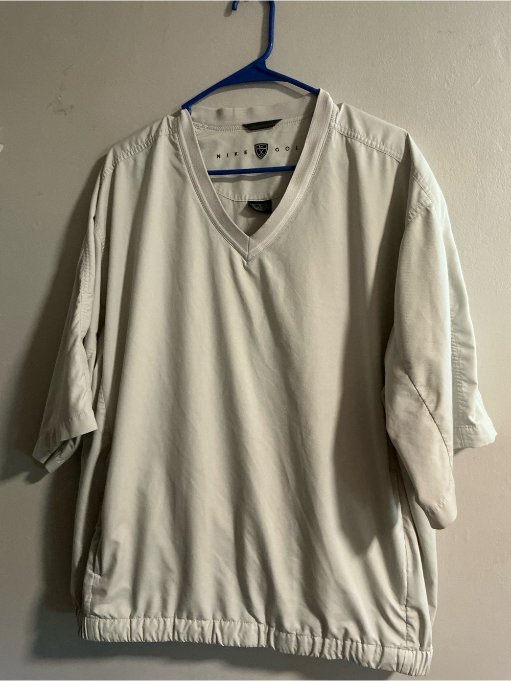 Nike Men’s Light Cream V-Neck Short Sleeve Pullover